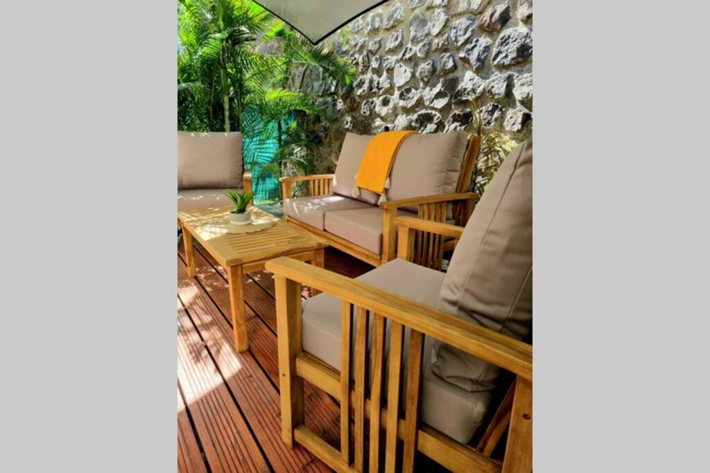 L'Instant Evasion, Studio Avec Terrasse, Piscine ! سان جيل لي بان المظهر الخارجي الصورة