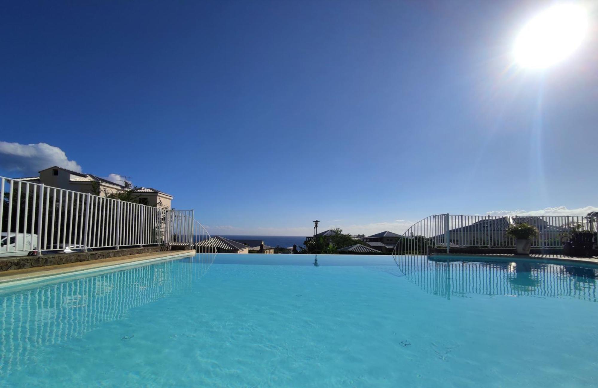 L'Instant Evasion, Studio Avec Terrasse, Piscine ! سان جيل لي بان المظهر الخارجي الصورة